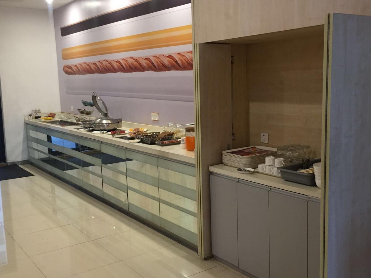 Ibis Ningbo Qianhu Plaza Hotel Экстерьер фото