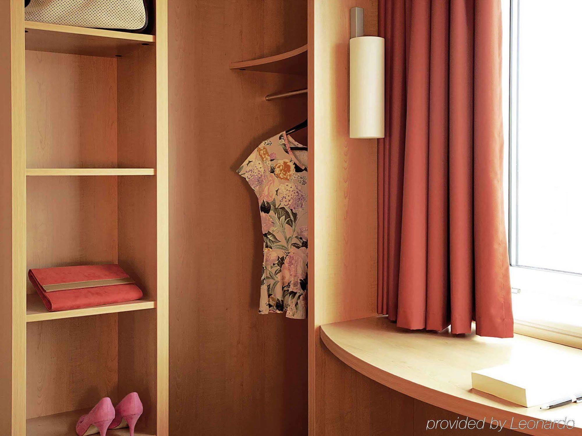 Ibis Ningbo Qianhu Plaza Hotel Экстерьер фото